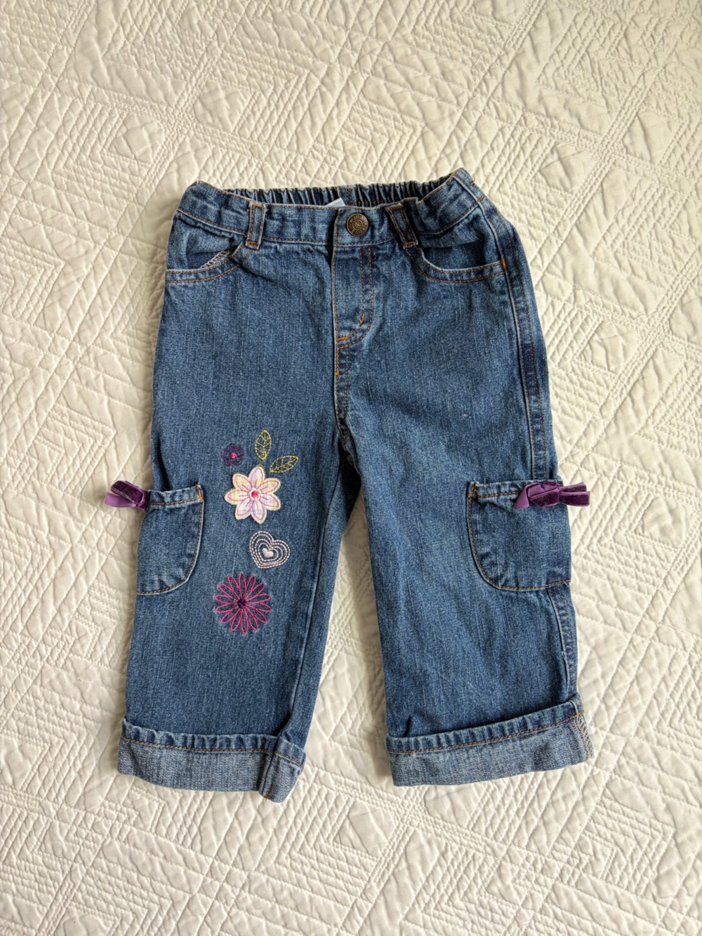 Y2K Girls Embroidered Denim Jeans Floral Heart Detail Elastic Waist Cuffed Hem